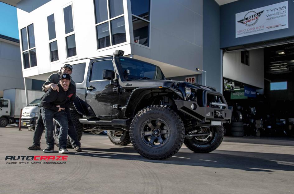 JEEP WRANGLER BEAST BLACK & MACHINED WITH DARK TINT